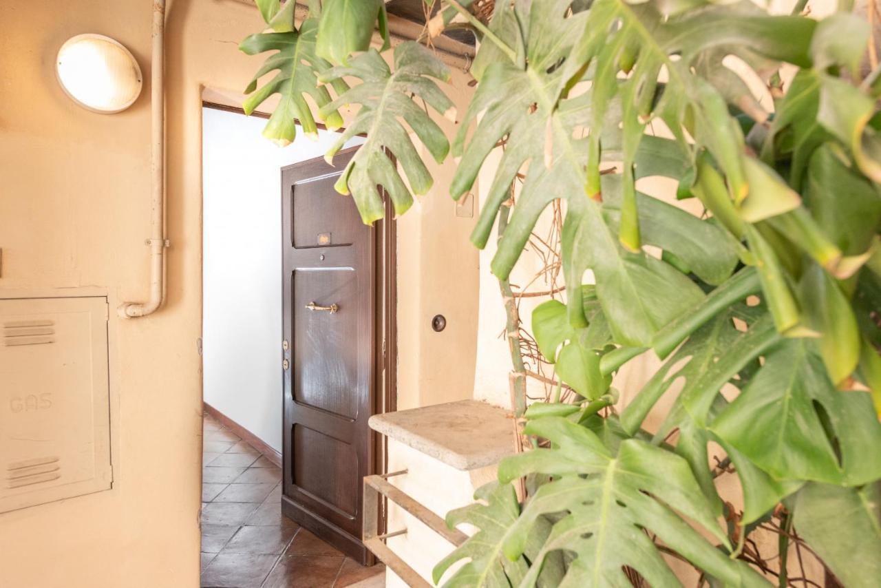 Stunning Campo De Fiori Apartment With Terrace Rome Buitenkant foto