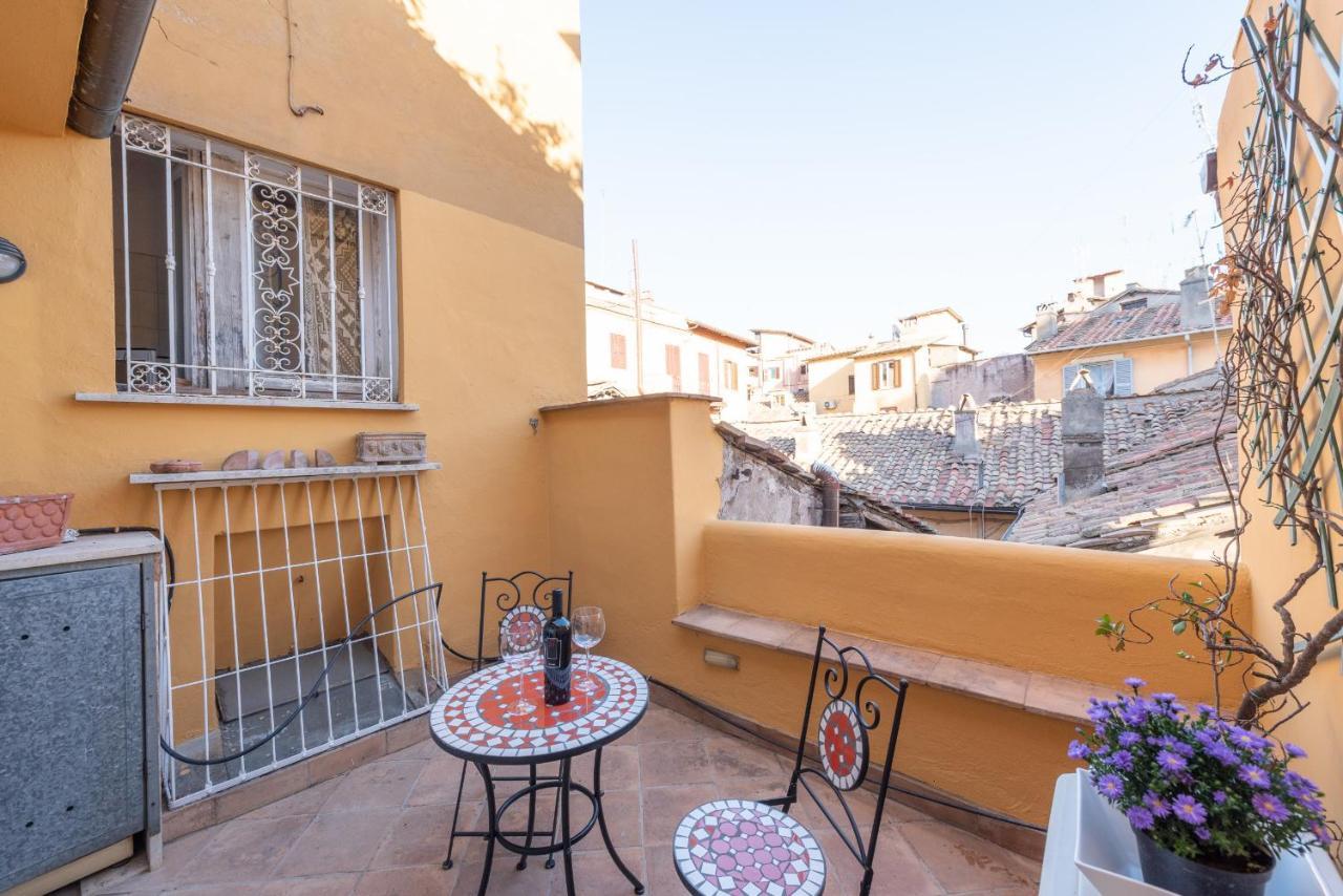 Stunning Campo De Fiori Apartment With Terrace Rome Buitenkant foto