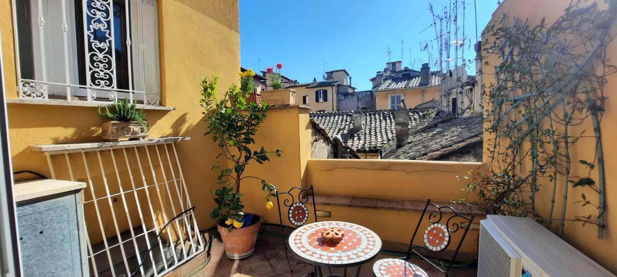 Stunning Campo De Fiori Apartment With Terrace Rome Buitenkant foto
